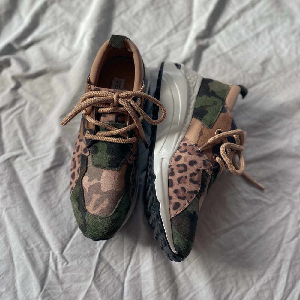 Steve Madden Cliff Khaki/Beige Sneakers